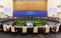 智能时代，同球共济！人工智能全球治理高级别会议在上海召开